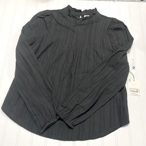 a.n.a x-small pirate black long sleeve dressy blouse